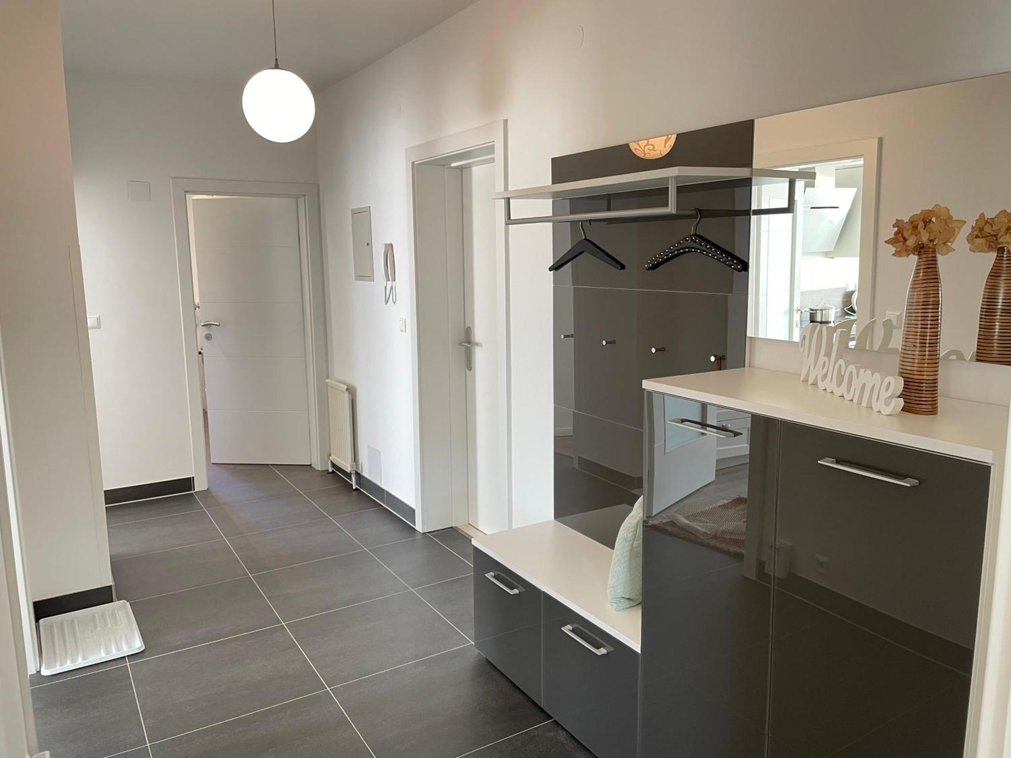 Apartment Velden - Angelika Berginz เวลเดน อัม เวิร์ทเทอร์ซี ภายนอก รูปภาพ
